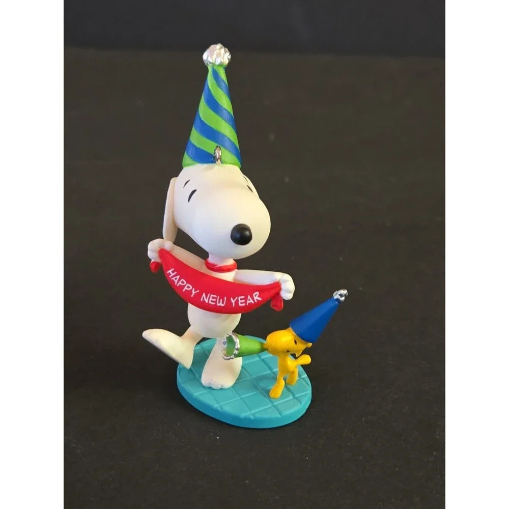 Hallmark Keepsake Ornament 2014 New Year's Celebration Peanuts Snoopy Woodstock